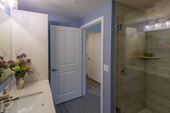 Foto del edificio - 2 br, 2 bath House - 8280 Garden Catalina ...