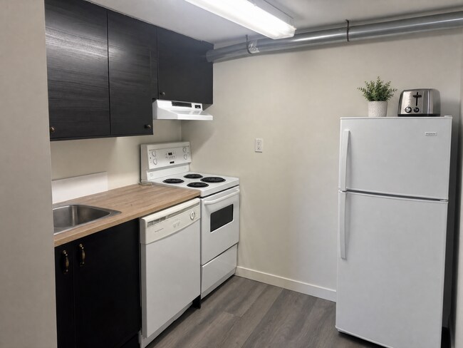 Photo du bâtiment - 5807 Highfield Dr