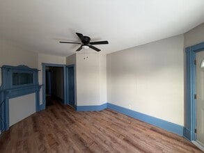 Building Photo - 23 Woodman St