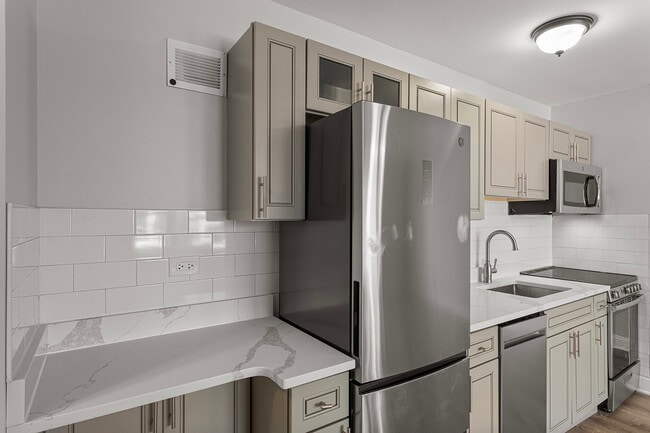 Foto del edificio - 7710 N Sheridan Rd