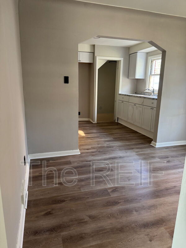 Foto del edificio - 13137 Elmdale St
