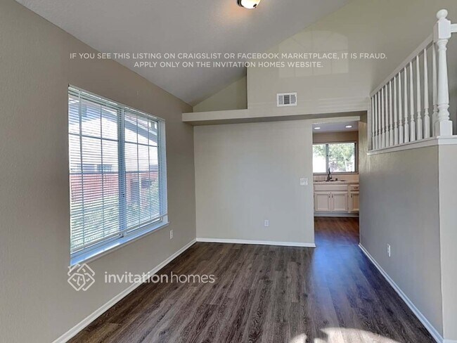 Building Photo - 24808 Half Dome Ct