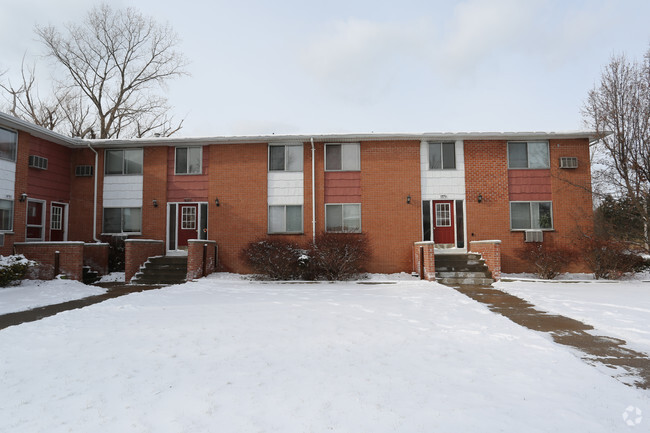 Building Photo - BrookDale Apartments