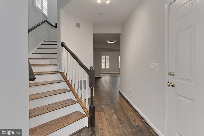Foto del edificio - 5120 Grimm Dr