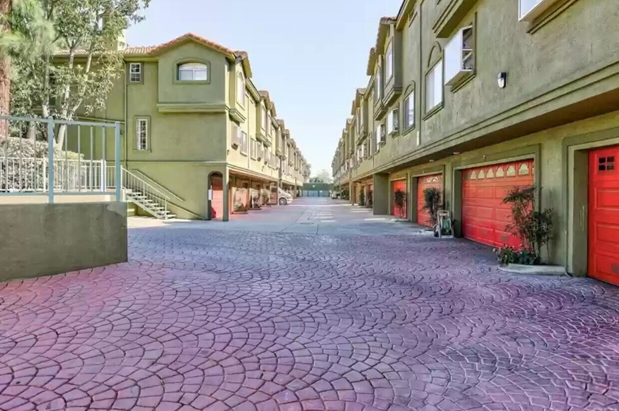 14 Apartments for Rent in Paramount, CA Westside Rentals