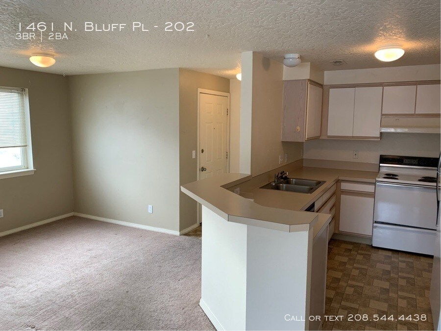 Foto del edificio - 1461 Bluff Pl #202 83706