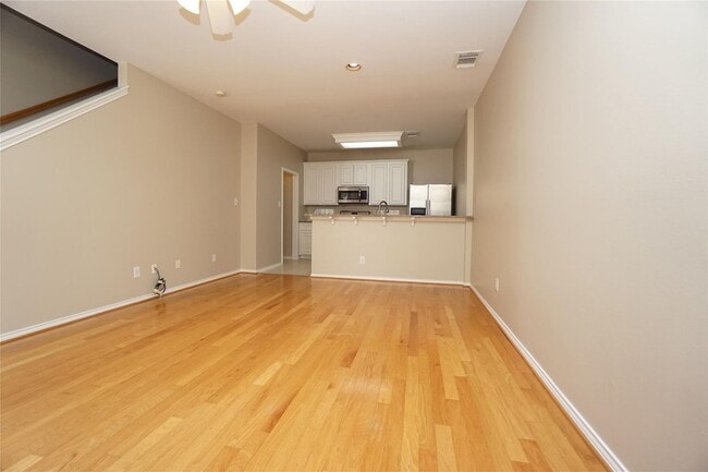 Building Photo - Location, Location! A Must-See Midtown Gem!