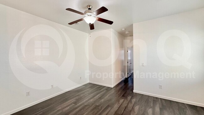 Building Photo - 1336 S Sabino Dr