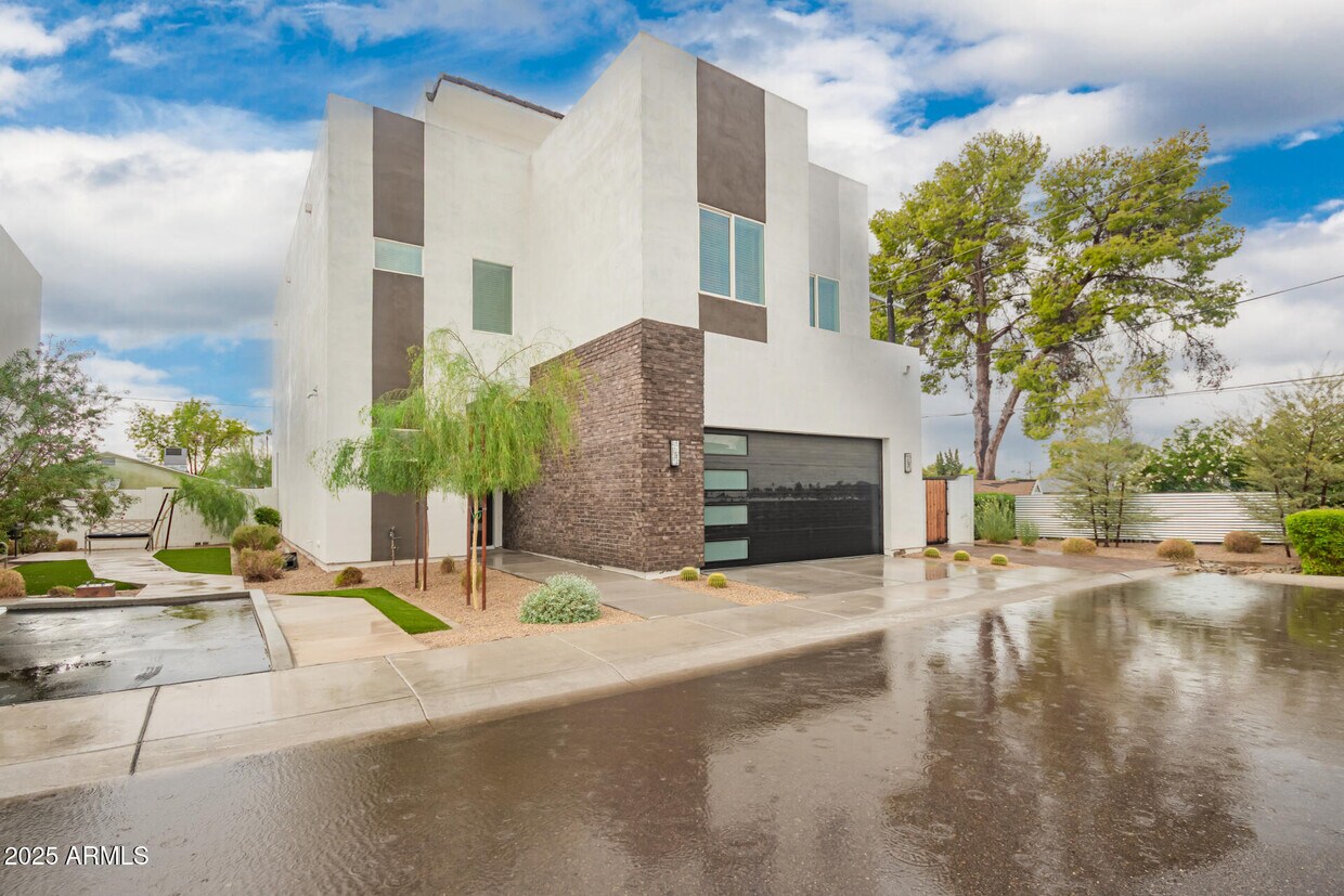 Foto principal - 6622 N 16th St