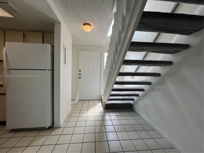 Foto del edificio - 5200 NW 31st Ave