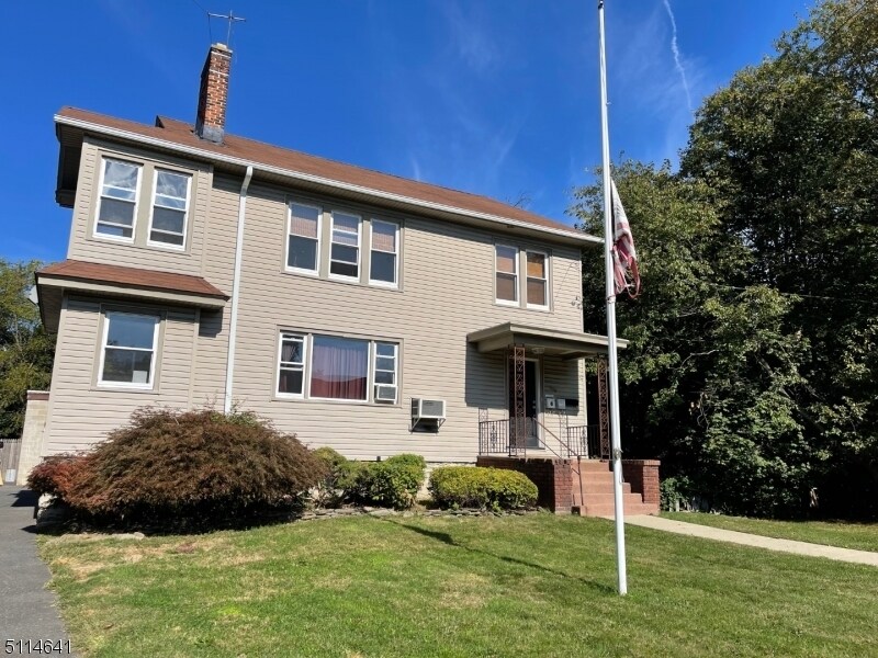 299 Belleville Ave Unit 1, Bloomfield, NJ 07003 Room for Rent in