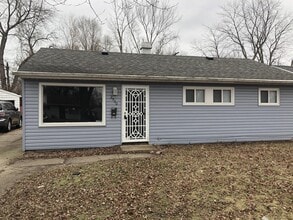 Building Photo - 2530 E 22nd Pl