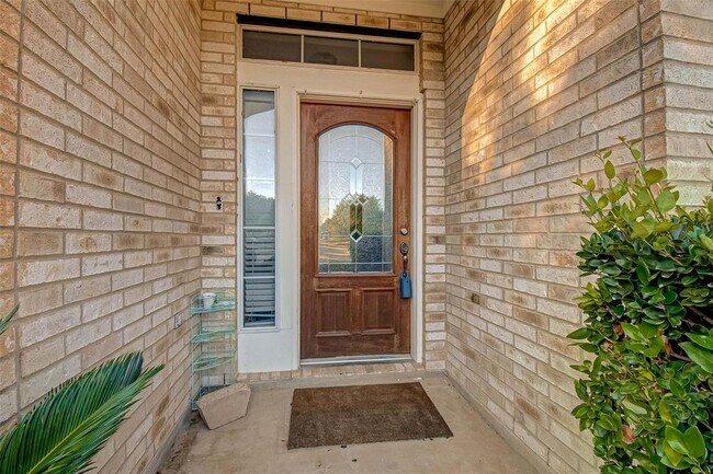 Foto del edificio - 6638 Turrett Point Ln