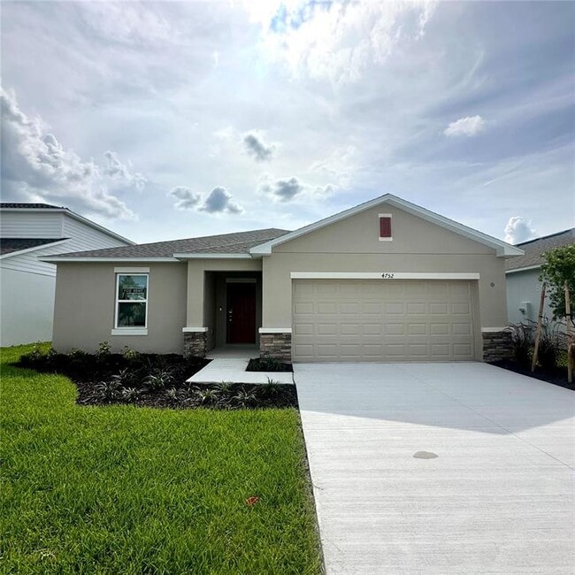 Building Photo - 4752 Cloister St