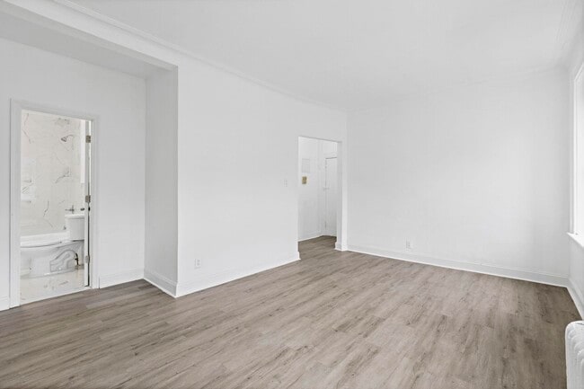 Foto del edificio - 137 Kensington Ave