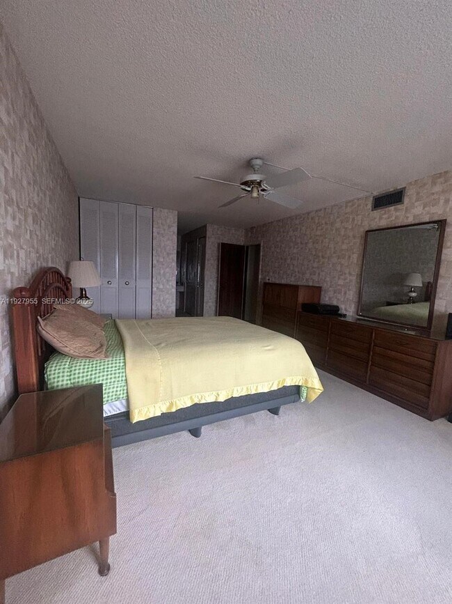 Foto del edificio - 251 174th St