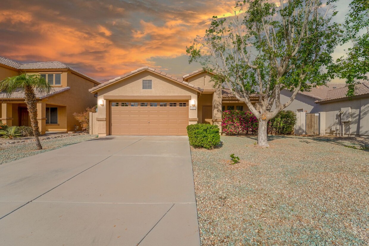 Primary Photo - Bright & Inviting 3-Bedroom Home in Rancho...