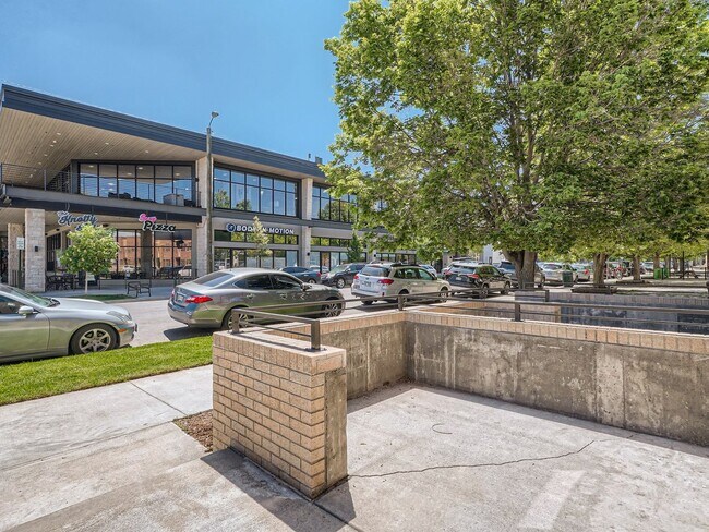 Building Photo - Stunning 2023- Built Brownstone-Style Town...