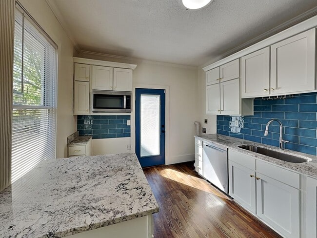 Foto del edificio - 815 N Watkins St