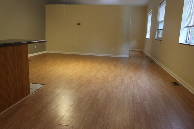 Foto del edificio - 500 W North Ave