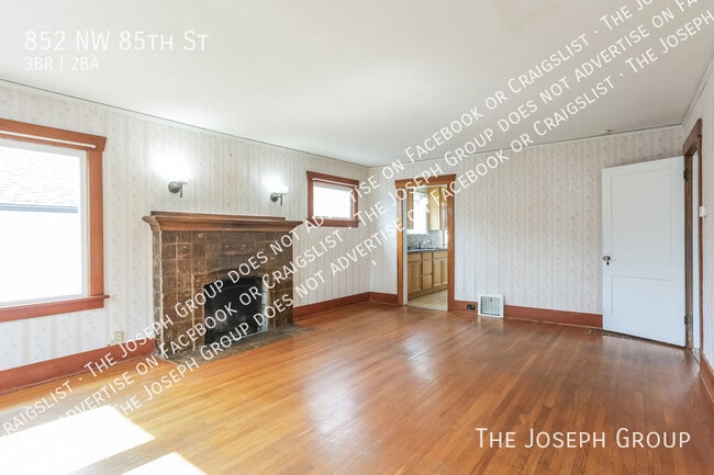 Building Photo - 852 NW 85th St