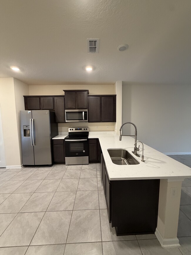 Foto del edificio - 9507 Star Dr