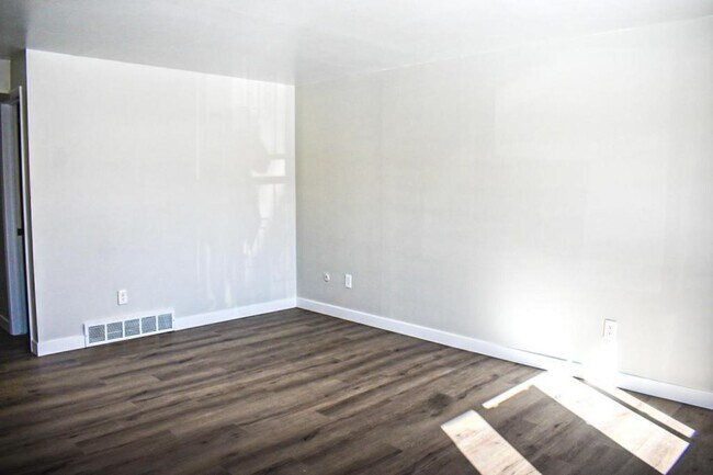 Building Photo - 13663 E. Nevada Pace