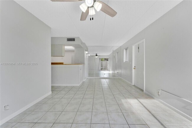 Foto del edificio - 1799 Fairview Villas Dr