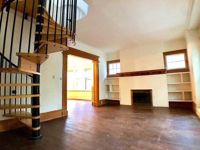Foto del edificio - 2968 N Prospect Ave
