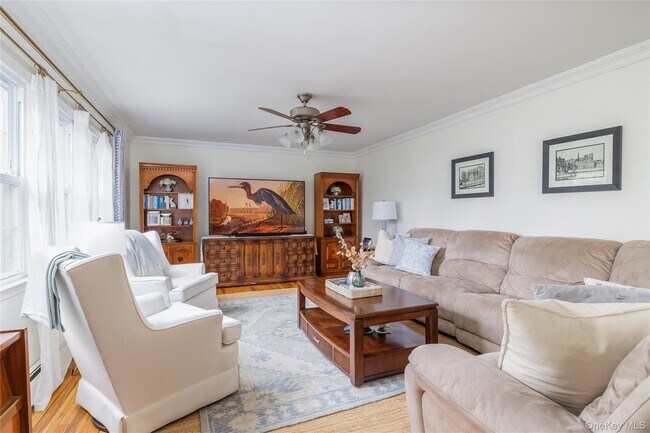 Foto del edificio - 44 Frazer Dr