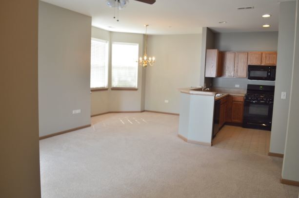 Building Photo - 2275 Aurora Dr