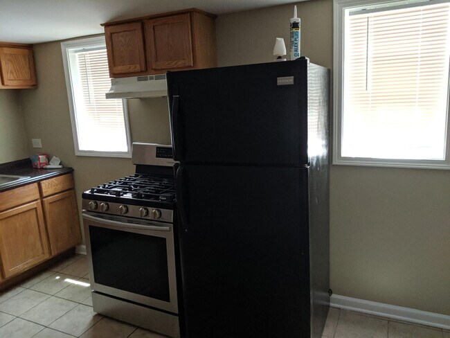 Foto del edificio - 2614 N Springfield Ave