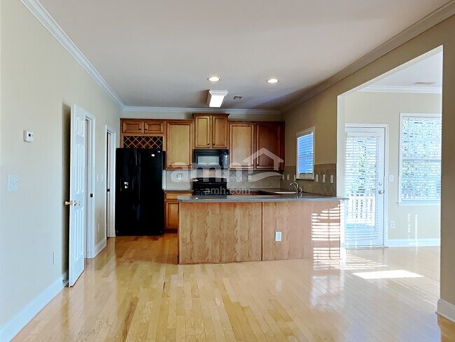 Building Photo - 181 Autry Ave