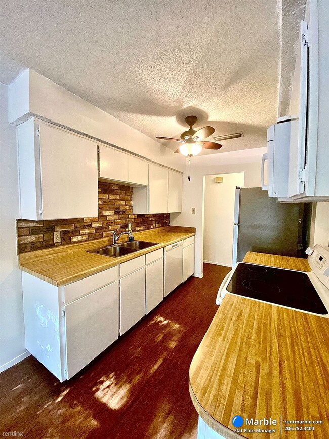 Building Photo - 3 br, 1 bath House - 7309 Meadowbrook Dr