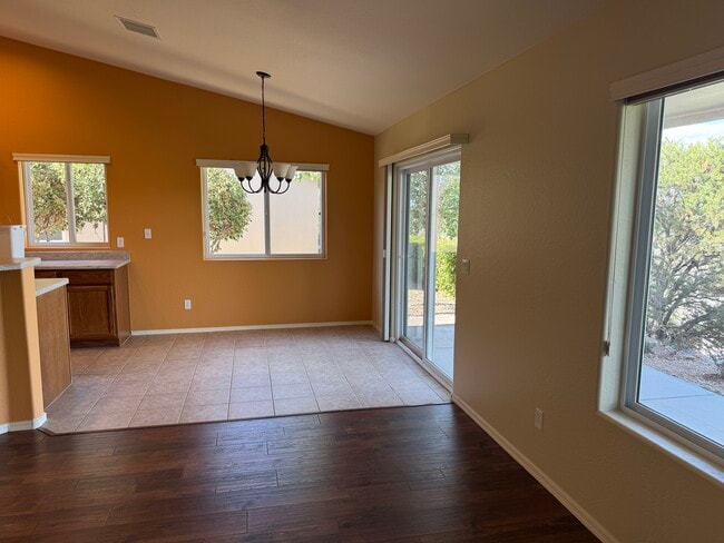 Main living area has vaulted ceilings - 1611 Addington Dr