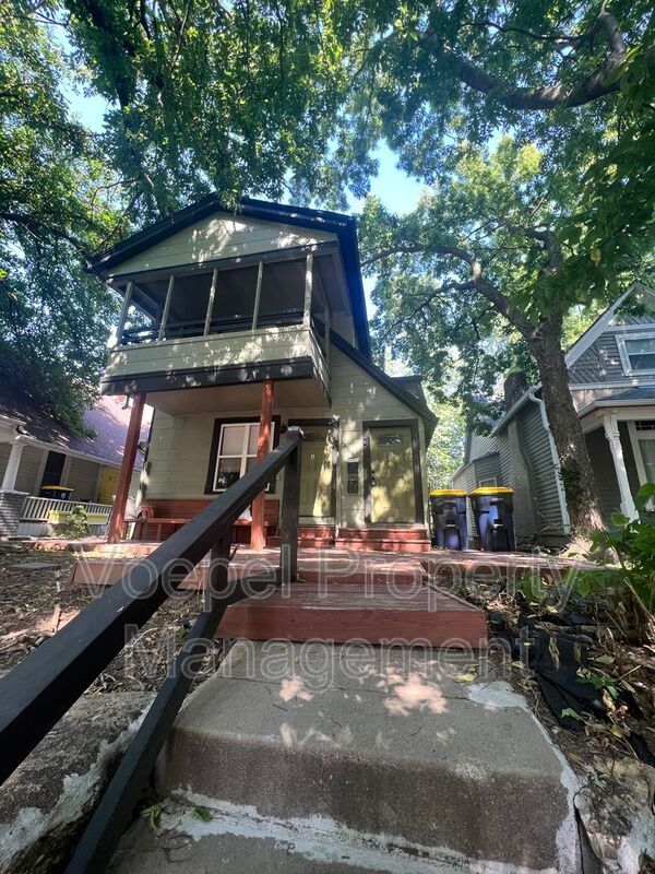 4119 Oak St Unit B, Kansas City, MO 64111 Condo for Rent in Kansas