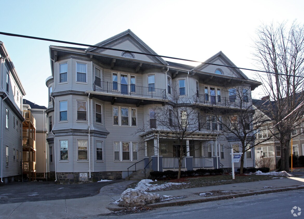 226 Clifton St, Malden, MA 02148 Apartments in Malden, MA