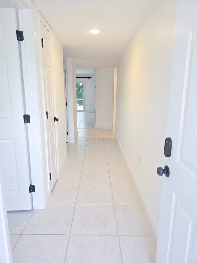 Foto del edificio - 154 Cypress Way E
