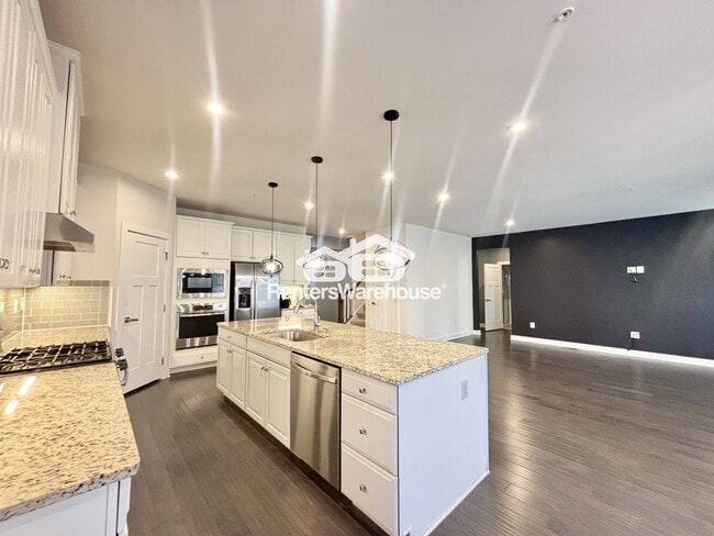 Building Photo - 2471 Vineyard Spgs Wy