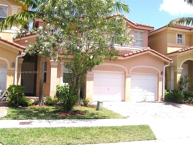 Building Photo - 11373 SW 137th Passage