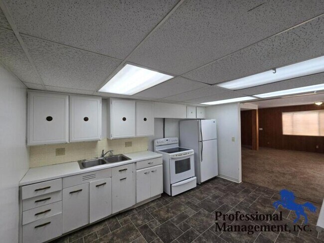 Foto del edificio - 6 bedroom in Billings MT 59101