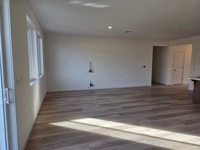 Foto del edificio - 2142 Hunter Crk Dr