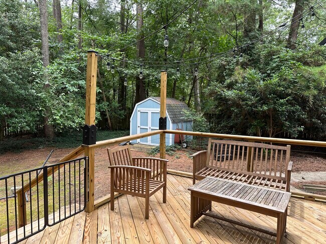 Building Photo - 8816 Campfire Trl