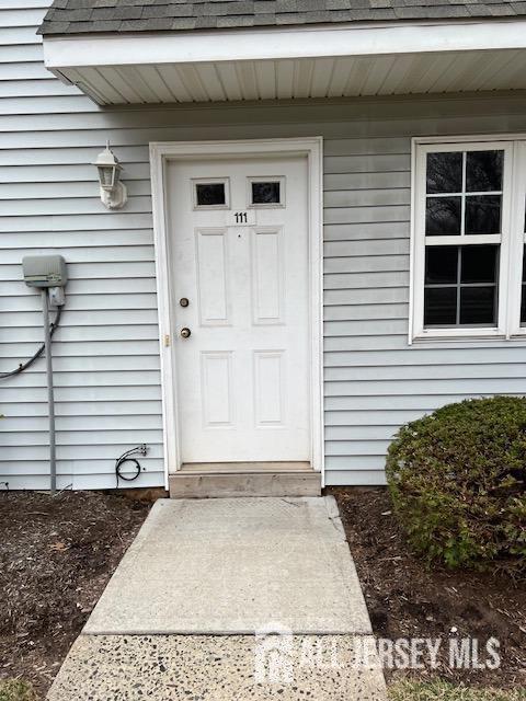 Primary Photo - 111 Kings Ct