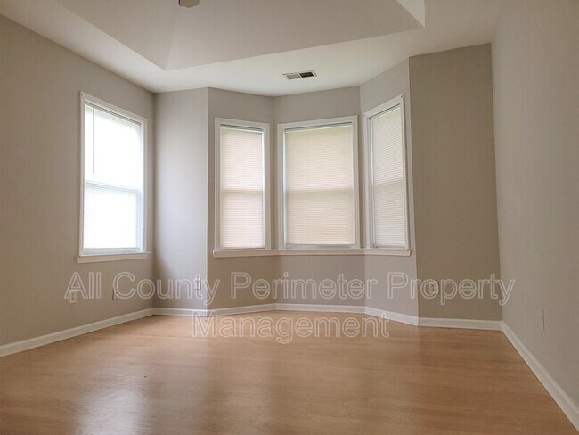 Building Photo - 5630 Cascade Hills Dr SW