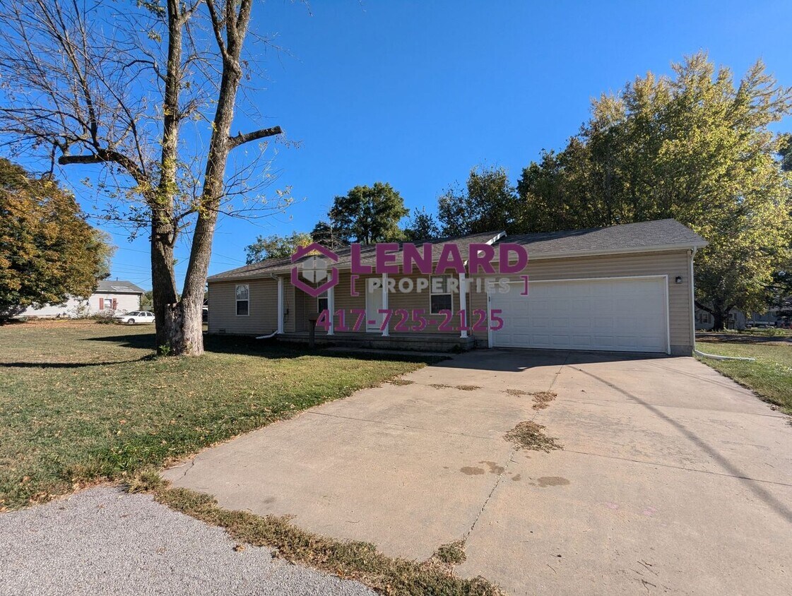 Primary Photo - 3 Bedroom Home!