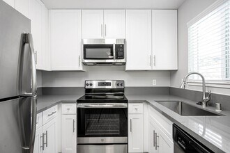 Lafayette Oaks Photo