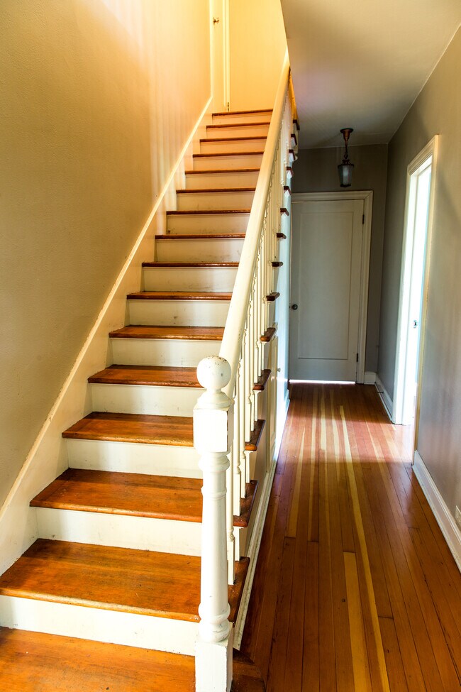 Foto del edificio - 850 W 11th Ave