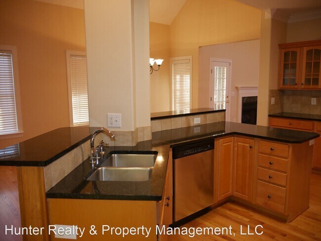 Foto del edificio - 5 br, 4 bath House - 3538 Burnely Drive
