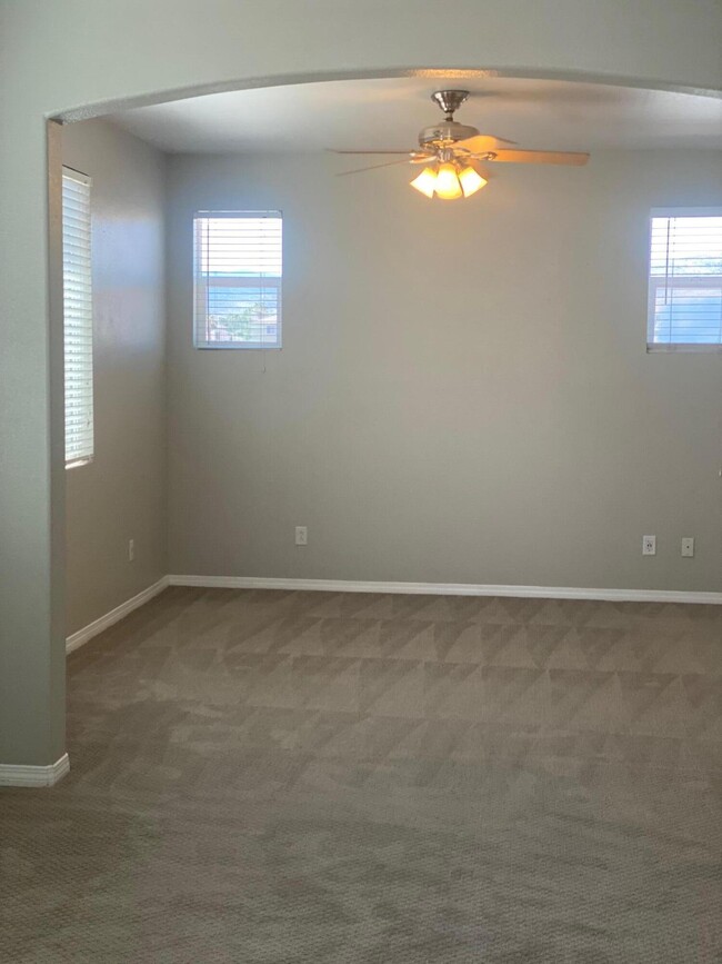 Building Photo - 40742 Hilton Head Ct